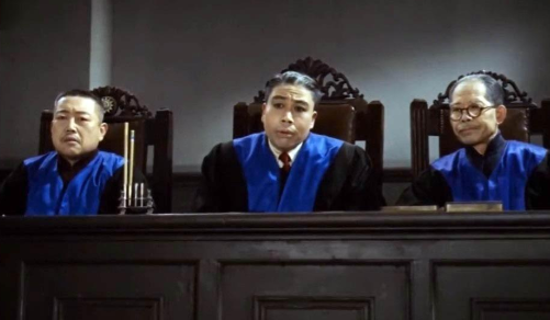 老演员韩涛,他是《羊城暗哨》中的陈医生《林家铺子》的余会长