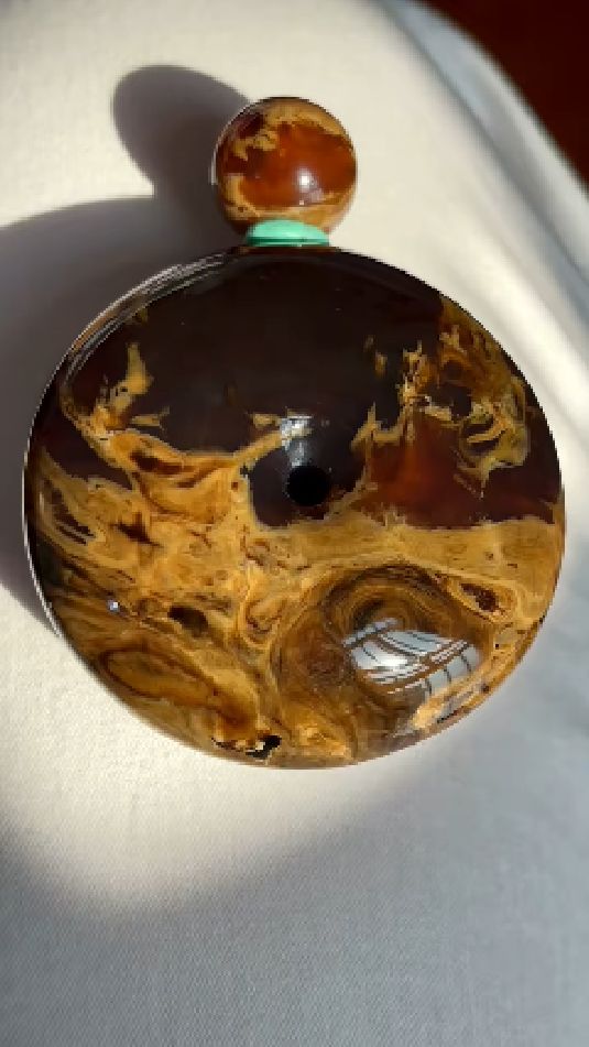 精品原矿缅甸琥珀溶洞蜜平安扣