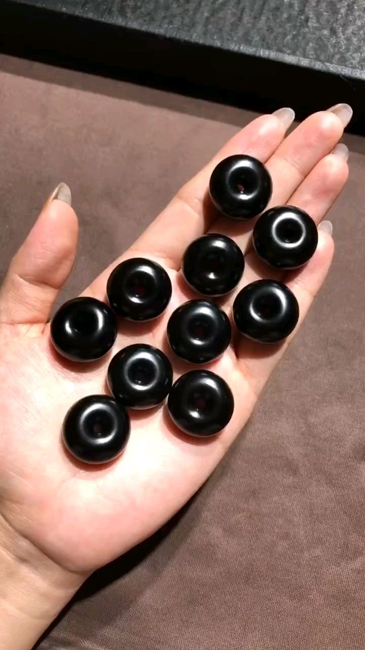 和田玉墨玉平安扣