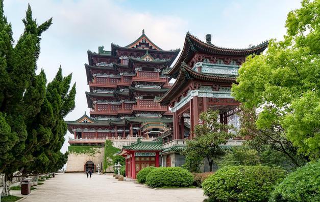 常州大观楼复建引发争议:设计方案既不中庸,也不古旧?