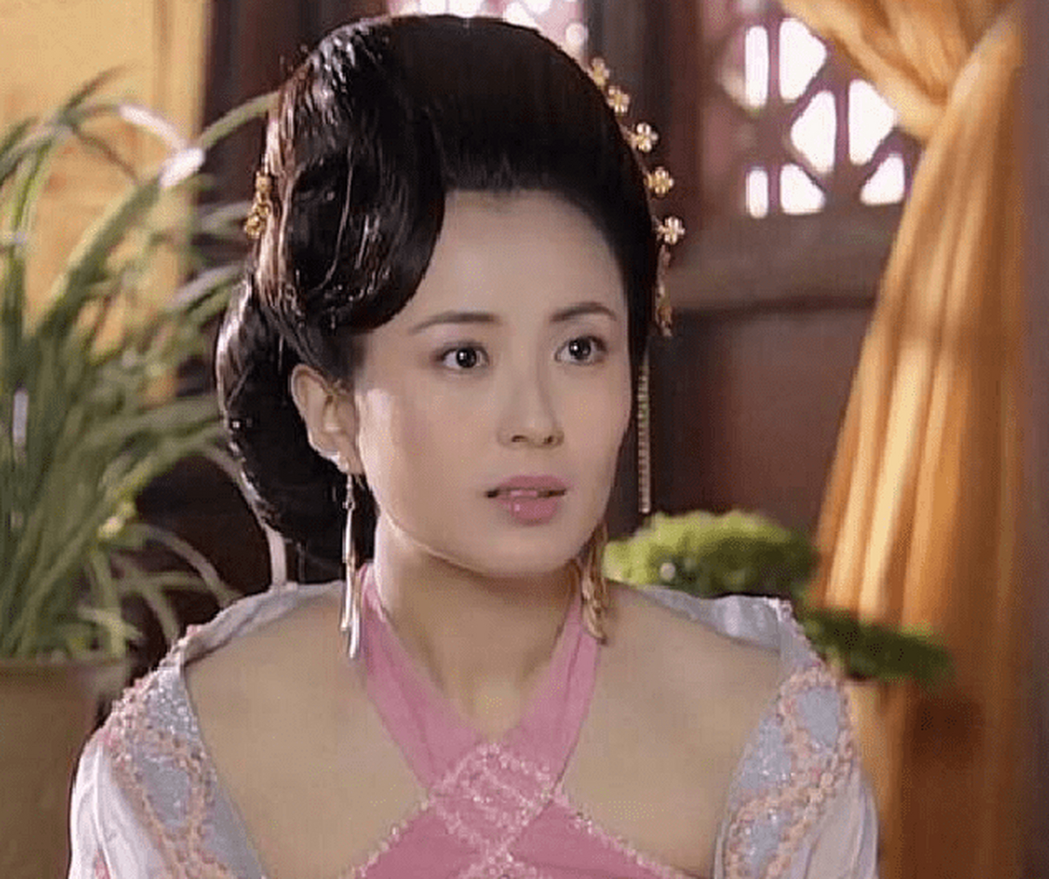 徐莹莹不靠妆造就能"黑化"