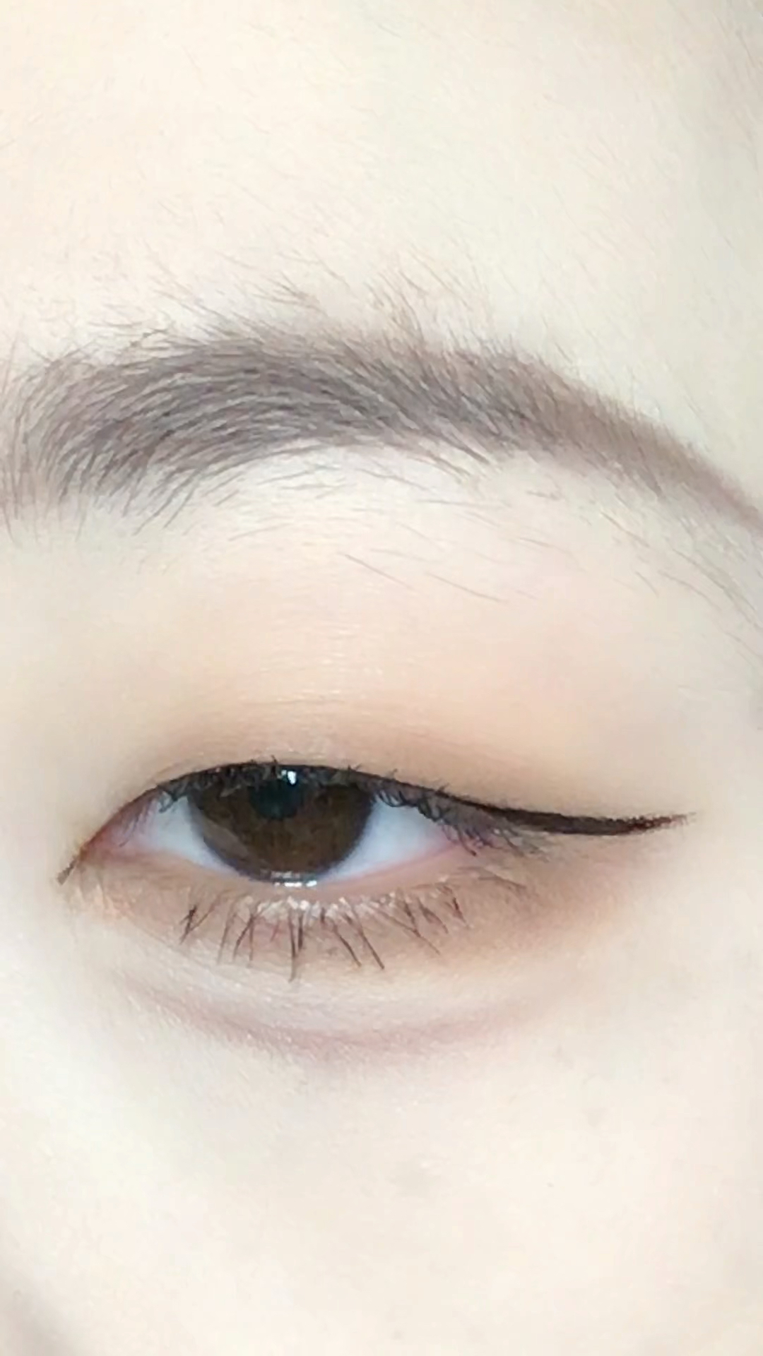 单眼皮狐狸眼眼妆