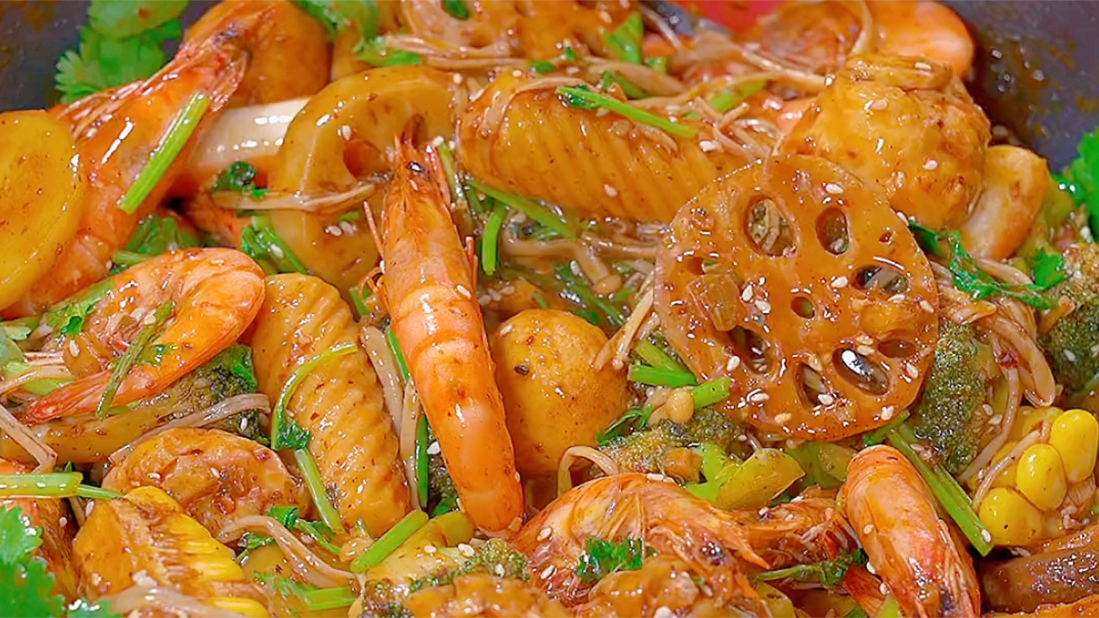 我家特别喜欢吃麻辣香锅,都是自己在家做,好吃又简单