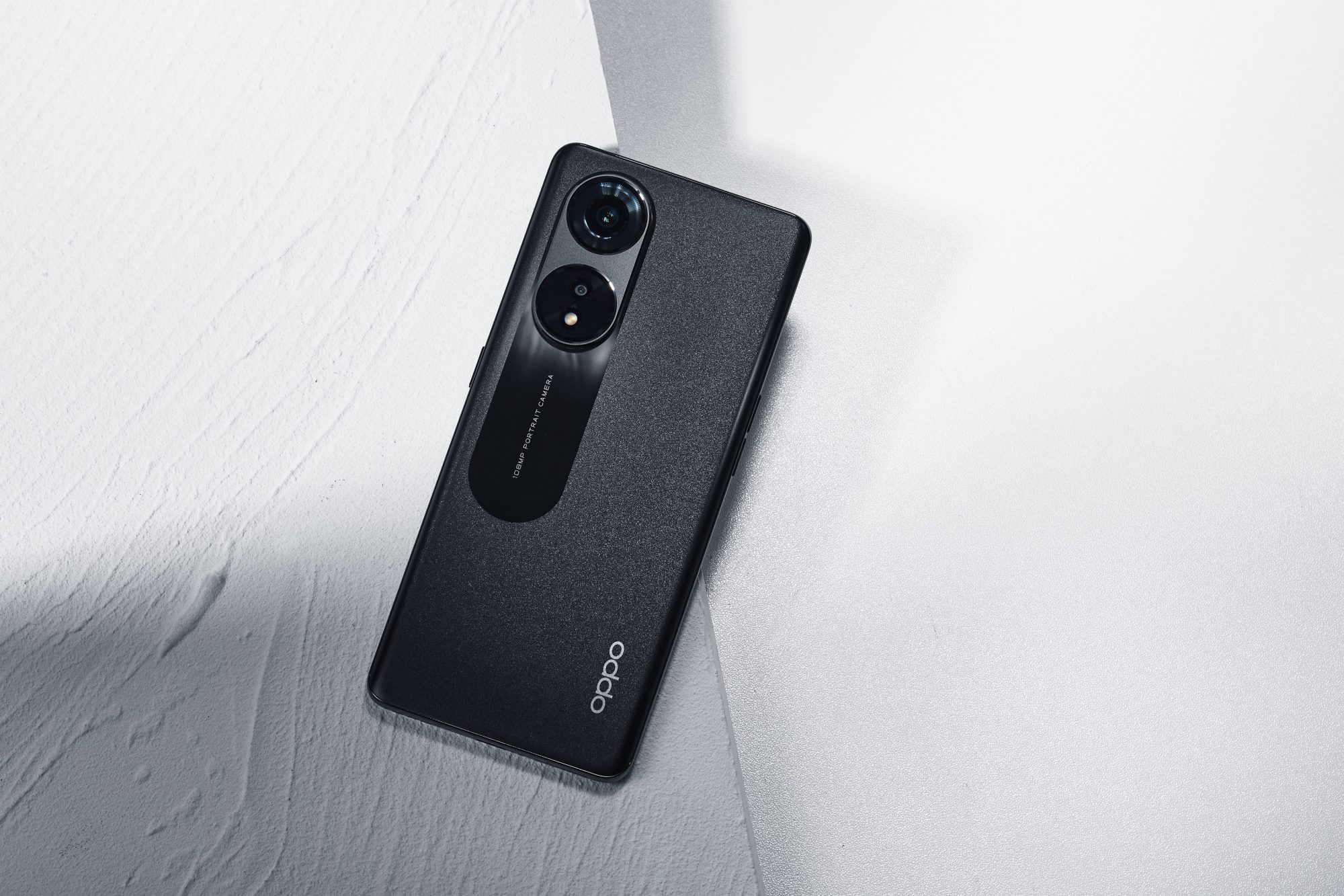 超值新机!oppo a1 pro来势汹汹:超窄双曲屏 一亿像素诚意十足