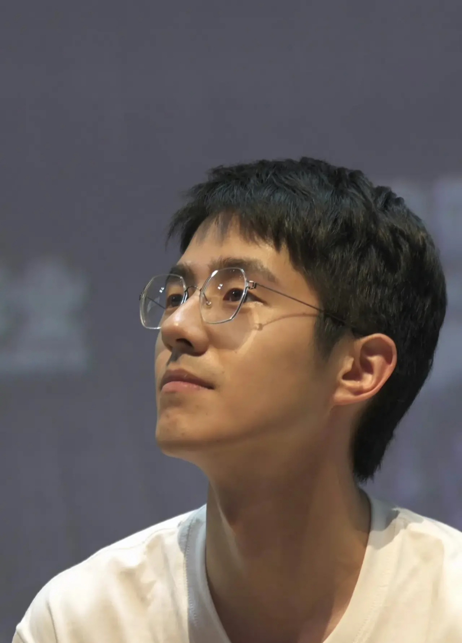 从万人追捧到鸦雀无声,这个夏天,掉咖的不只有杨洋,还有刘昊然……这