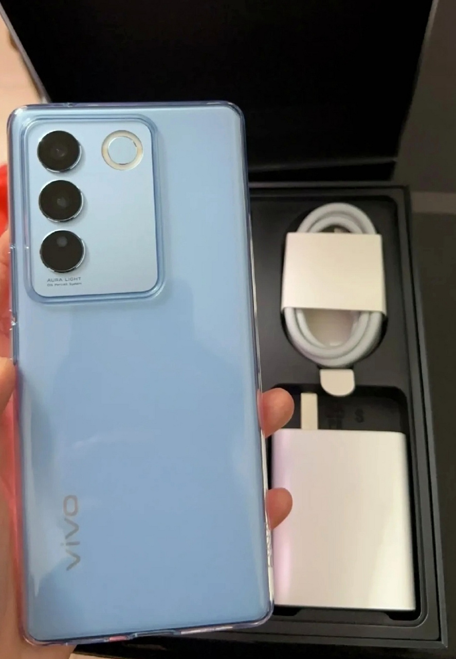 vivo s16这款手机,做为主力机的话,确实还差点意思.