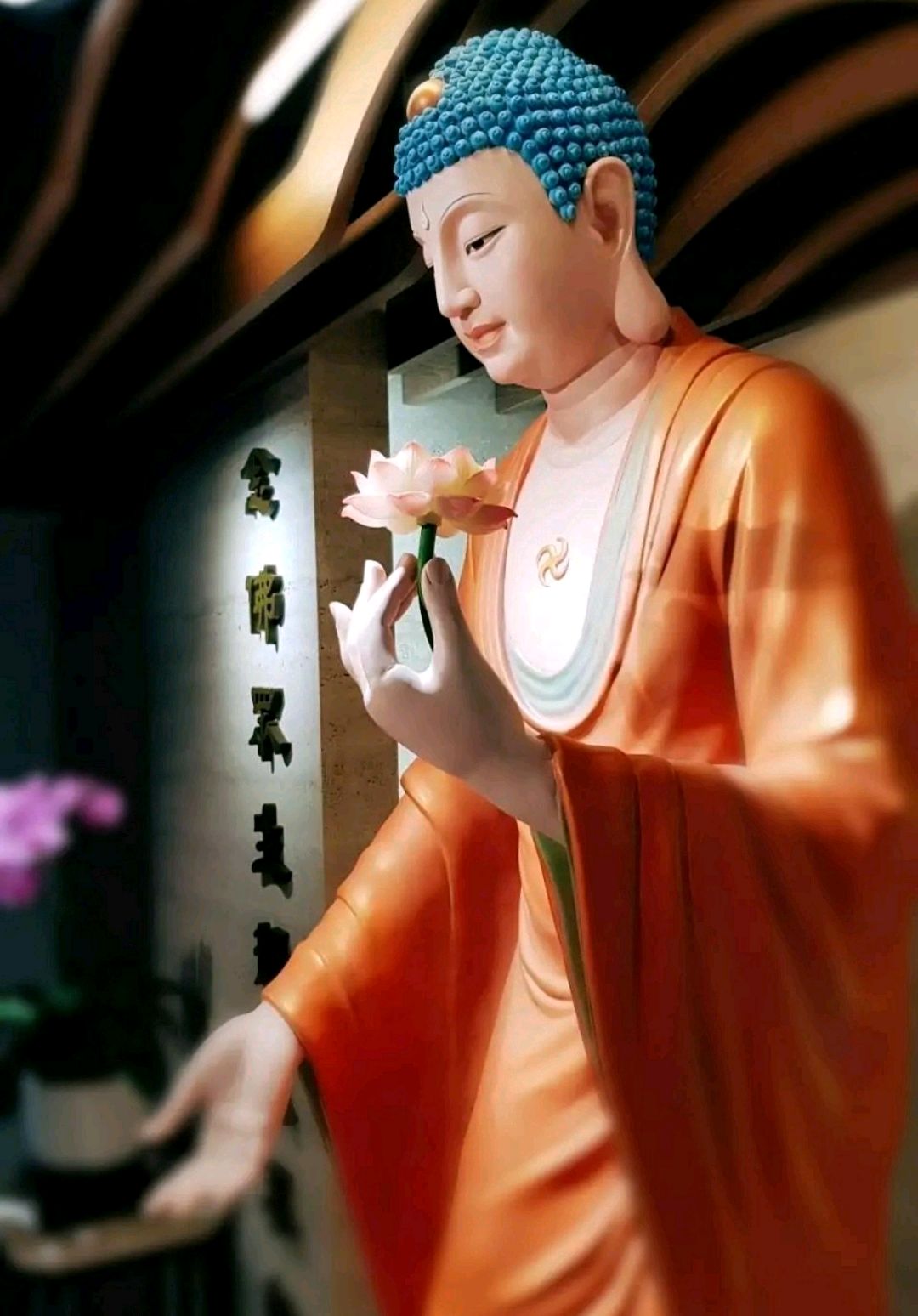 佛教:女性到寺院拜佛,这3条"禁忌",不可触碰!