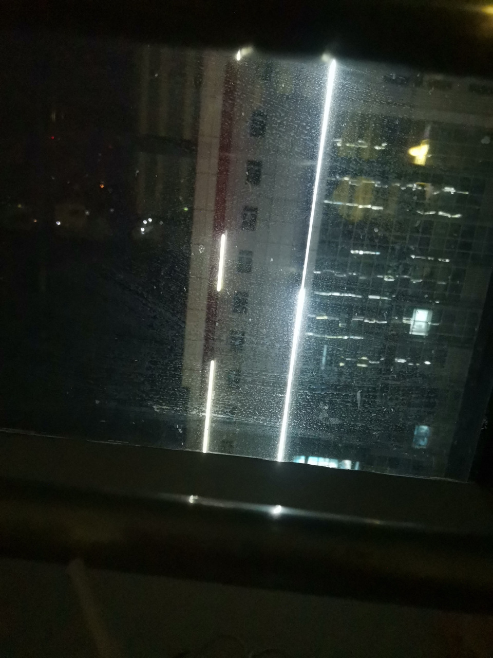 从黑夜熬到天亮,从天亮熬到黑夜,每分每秒都是痛苦的折磨,心痛从未