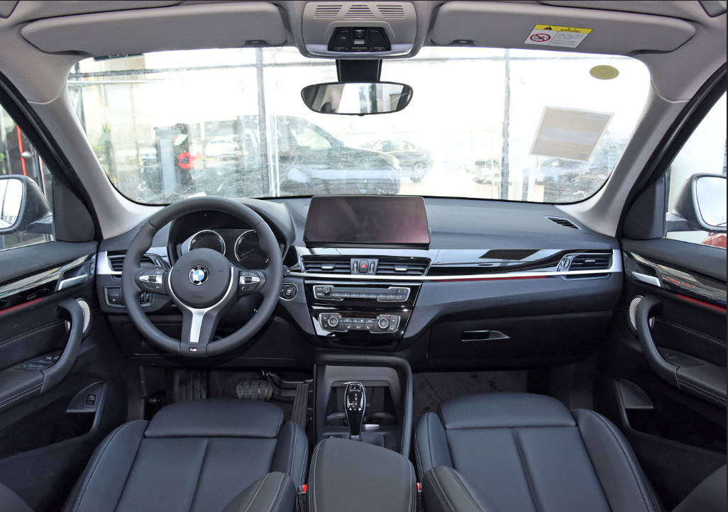 25万起,2023款宝马x1曝光,内饰迎来双联屏,还要啥丰田汉兰达