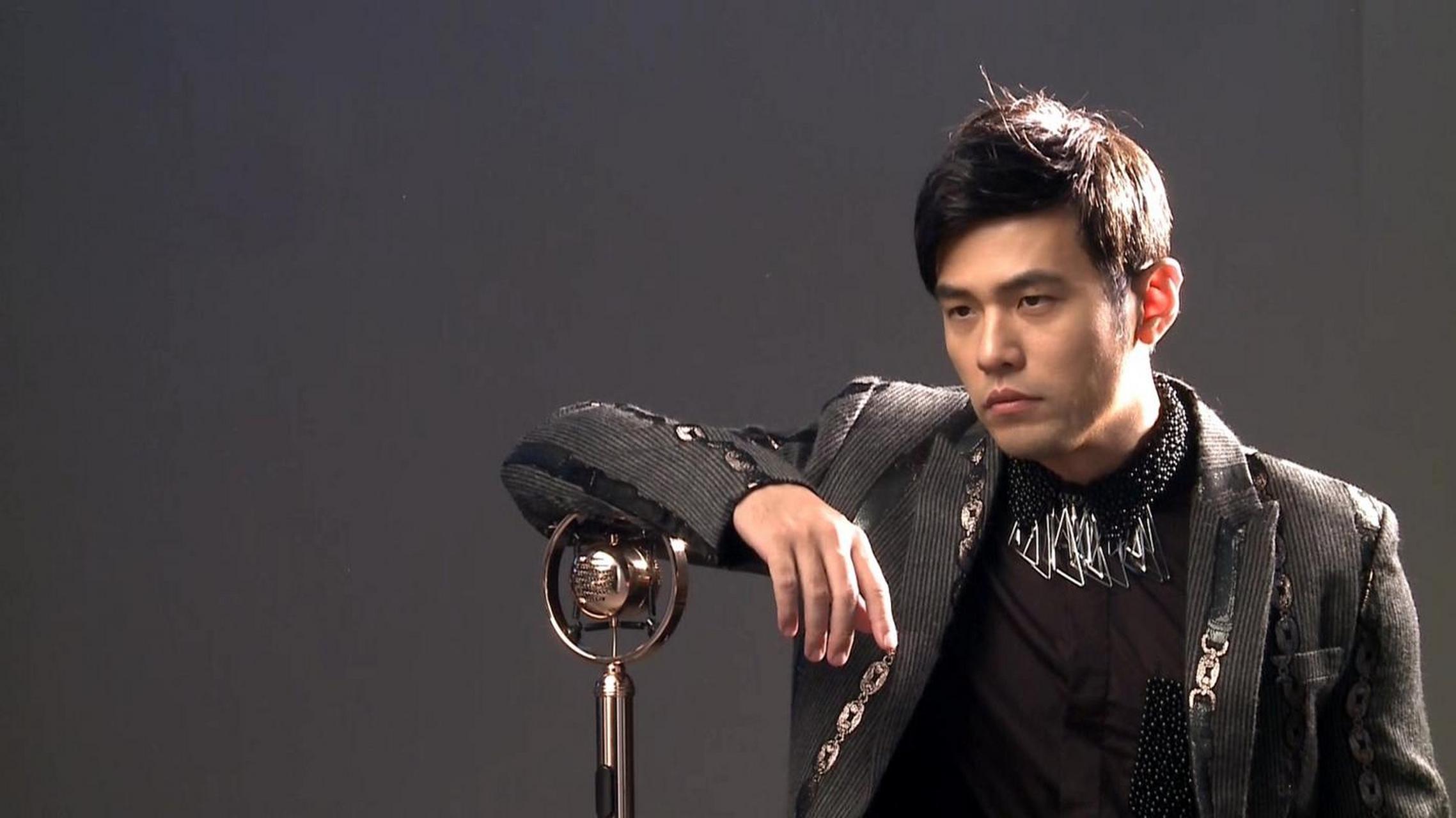 周杰伦团队和三国人物对应关系 方文山——诸葛亮 黄俊郎——庞统