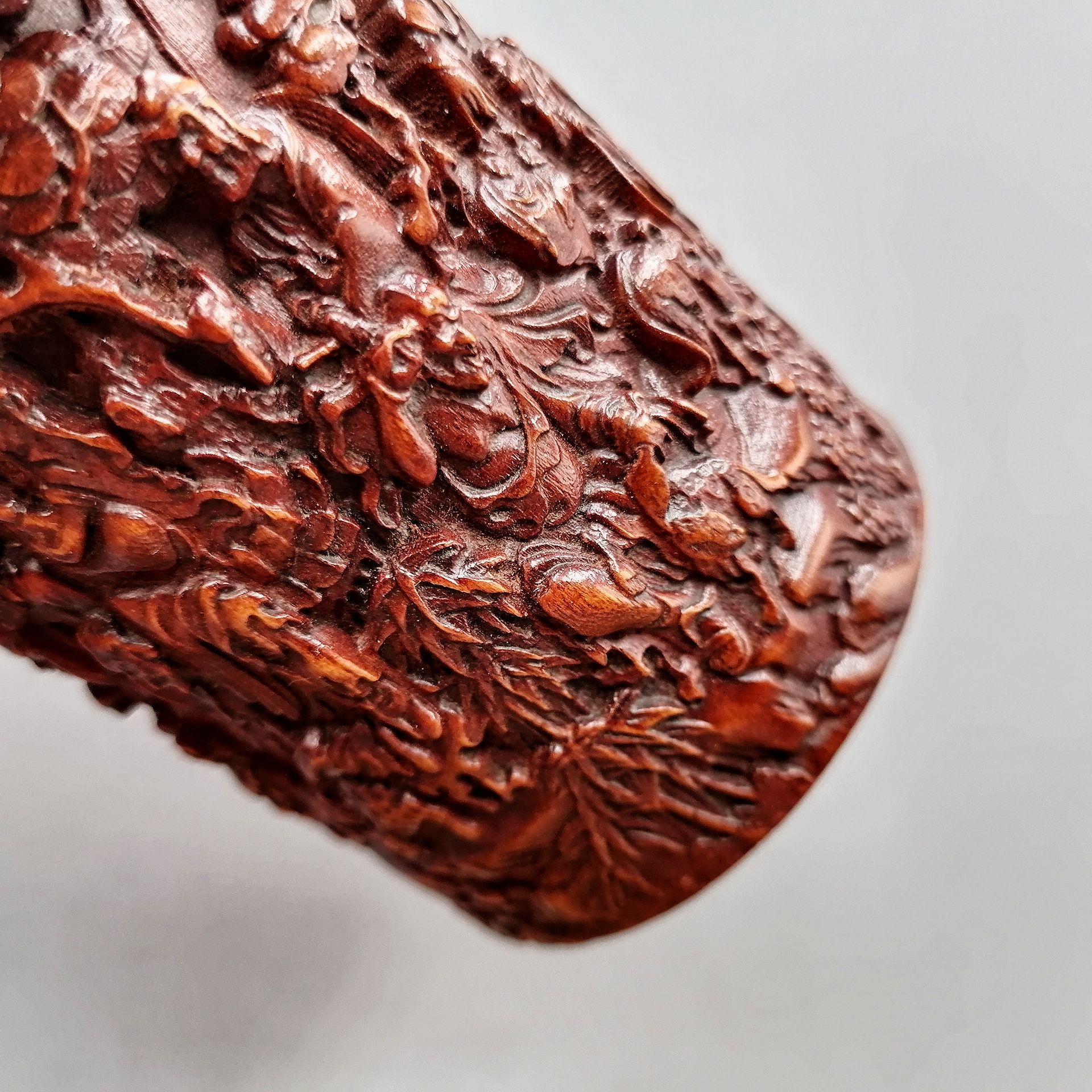 民俗老物件手工雕刻黄杨木十八罗汉笔筒摆件文房用品古玩旧货收藏