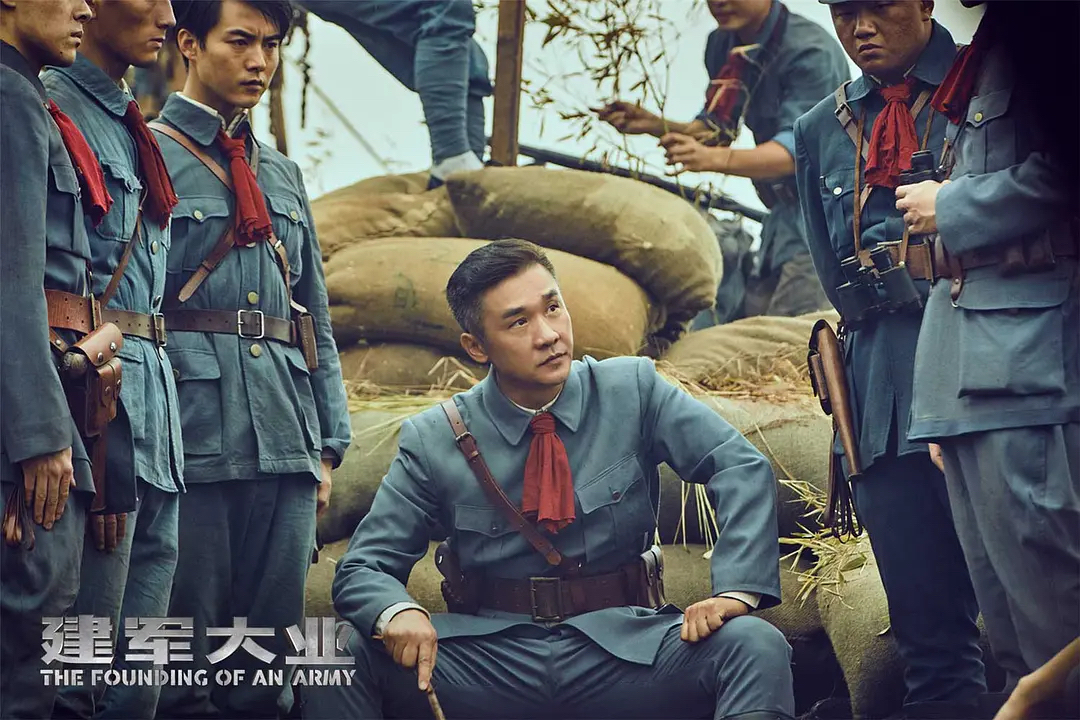 黄志忠演艺生涯的唯一败笔恐怕是《新亮剑》李云龙一角了!