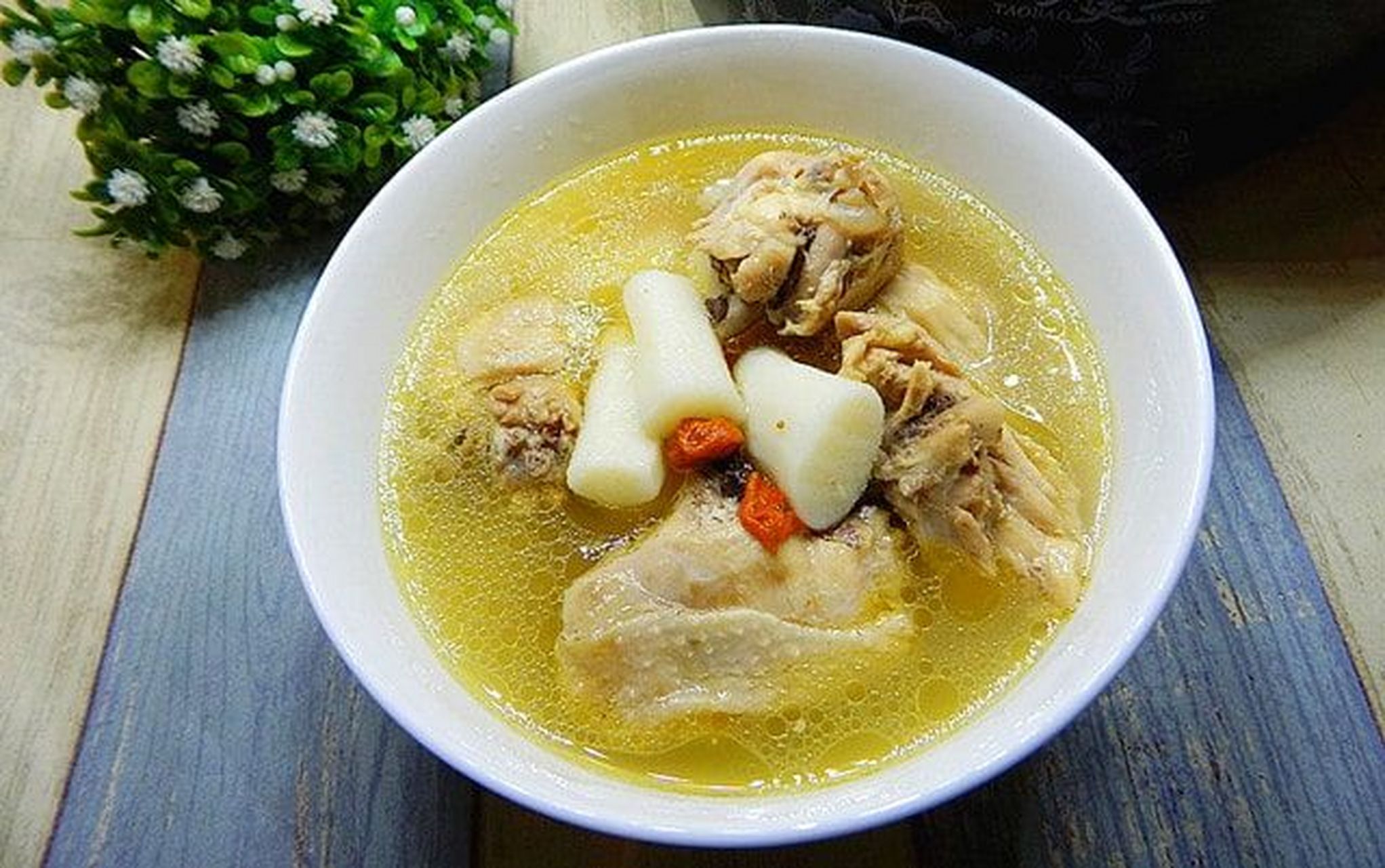 91‖健康饮食提高免疫力晚餐 92山药炖鸡汤具有健脾益胃,聪耳明目