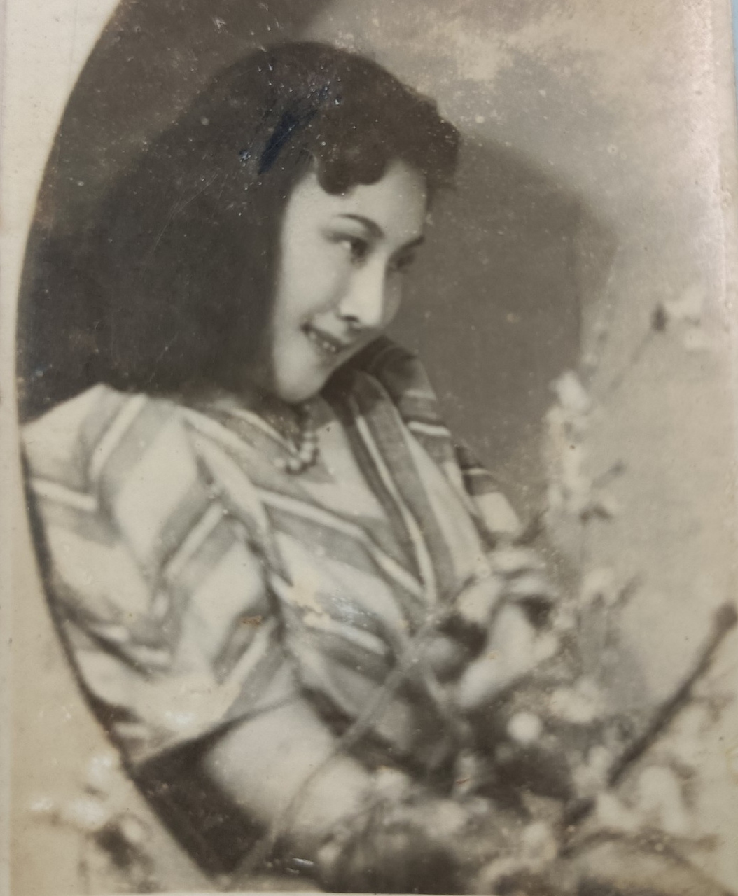 民国女明星～言慧珠～老照片.