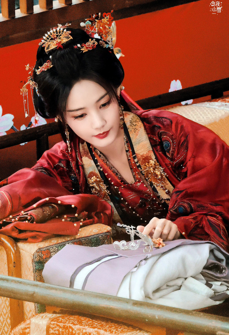 李一桐《云秀行》大婚造型 676767[色]