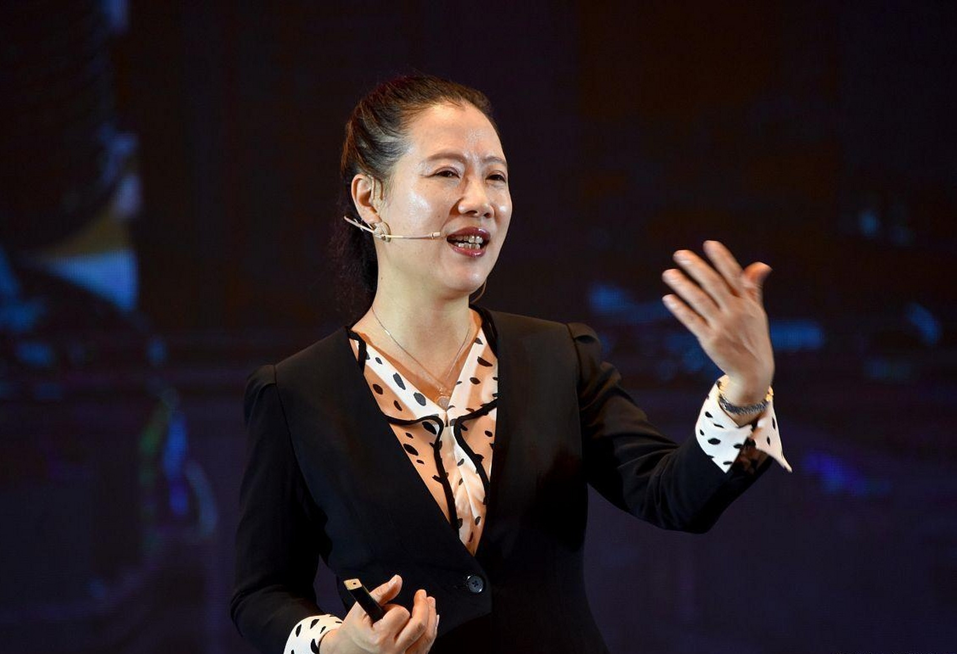 据报道,近日著名经济学家叶檀女士因乳腺癌病情恶化,接受采访并透露