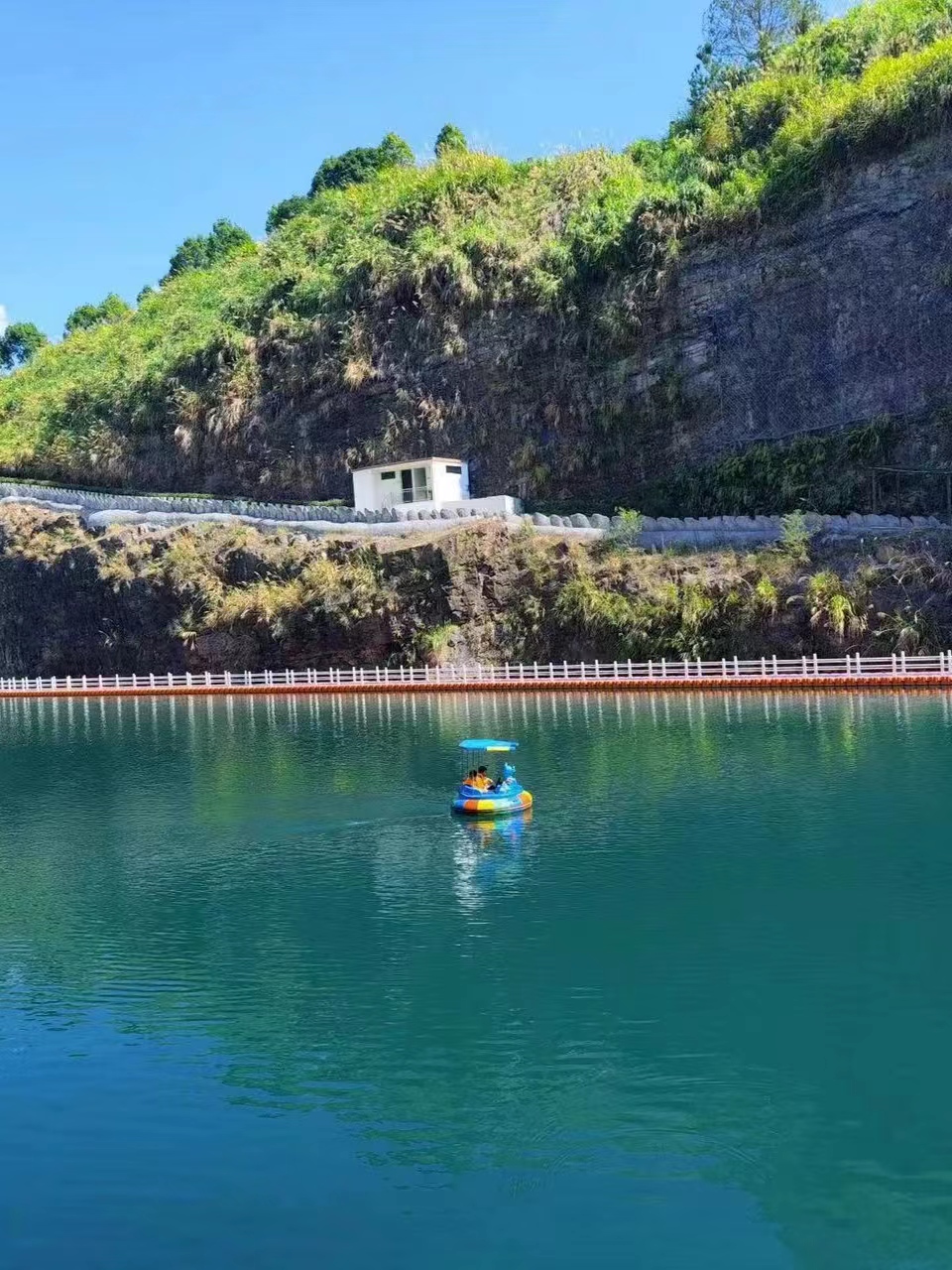 泰顺矿坑图片