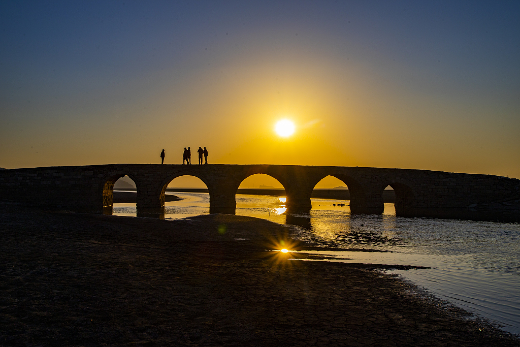 建于明代的五孔桥,因高颜值,维修时要"修旧如旧"
