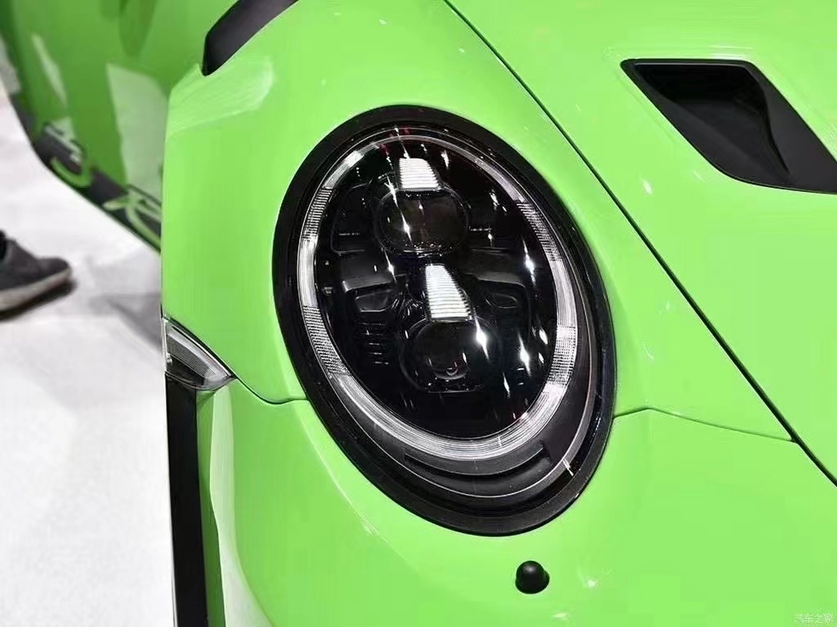 嗯,真香6015保时捷911/2led大灯9215#上海老程# #保时捷大灯