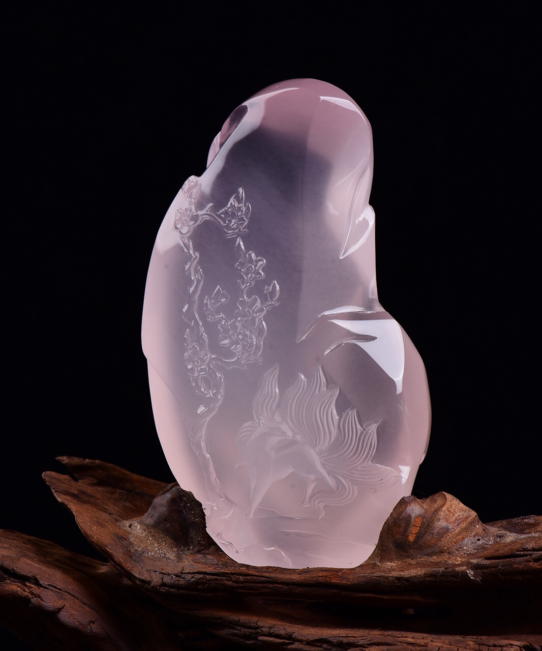 天然粉晶水九尾狐小摆件 造型饱满,大师雕刻,活灵活现,超级精致.