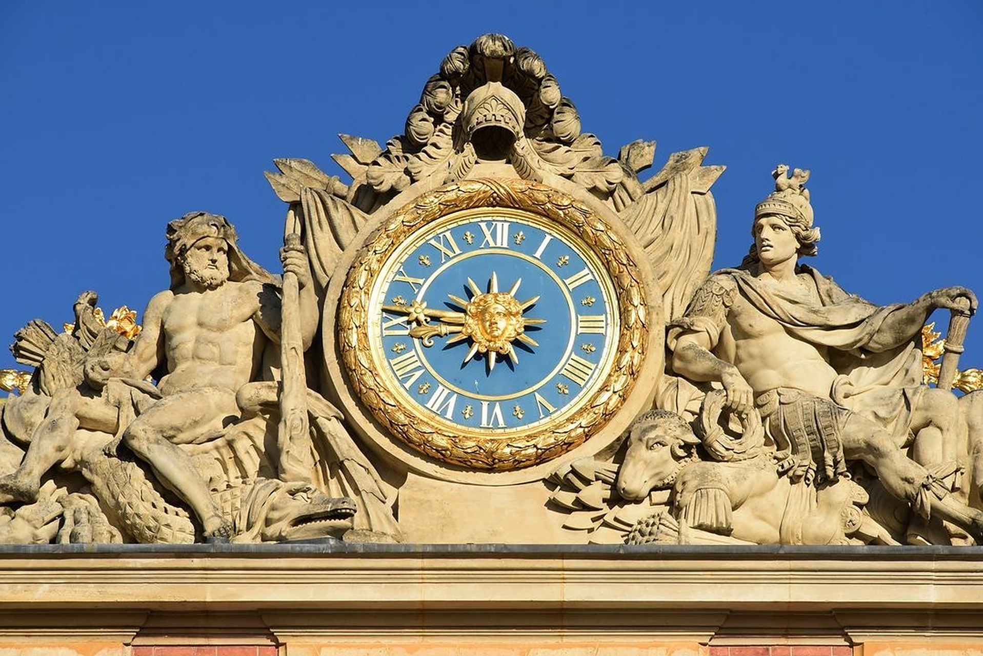 但是法国"太阳王"的称号却独属路易十四一位