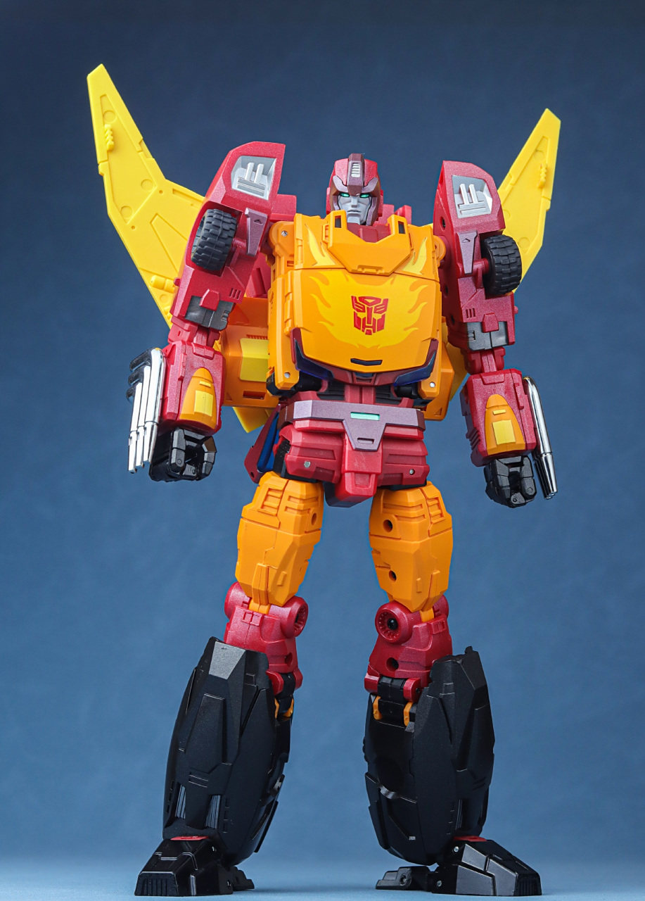 模型欣赏:各种比例的变形金刚玩具美图,by wusssttt.