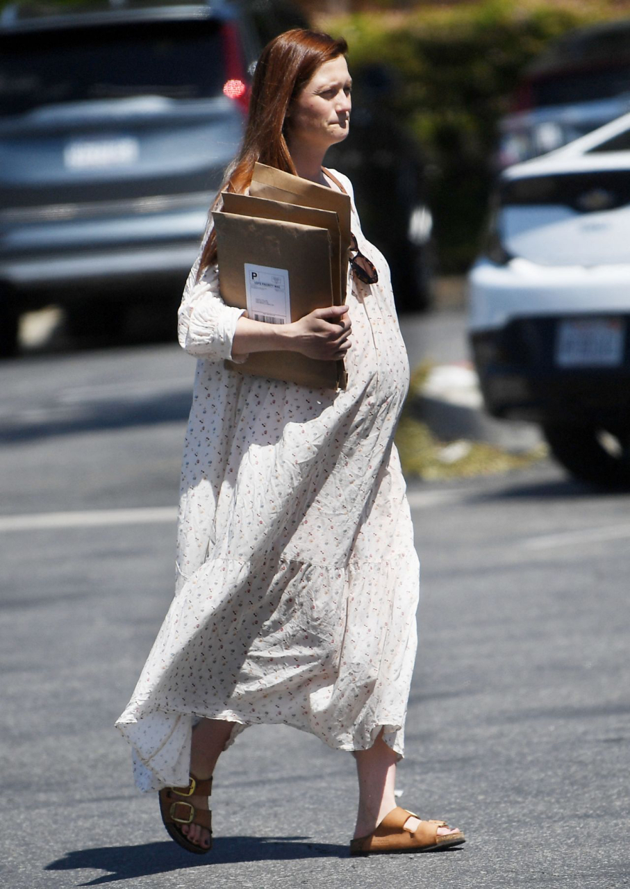 哈利·波特》中金妮·韦斯莱的扮演者,32岁英国演员邦妮·赖特bonnie