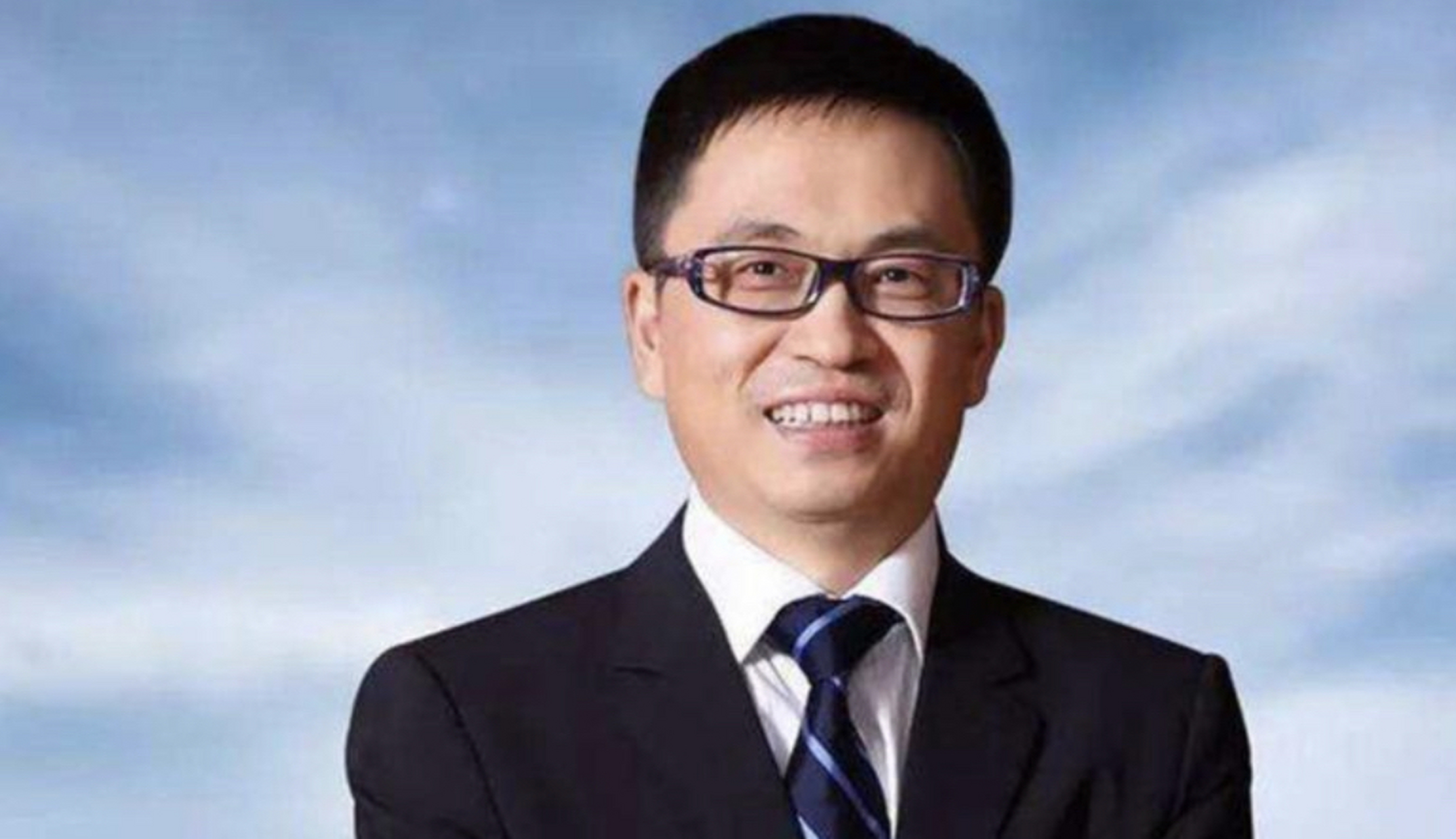 15年前,高瓴集团张磊斥资531亿元收购了奄奄一息的"中国鞋王"百丽.