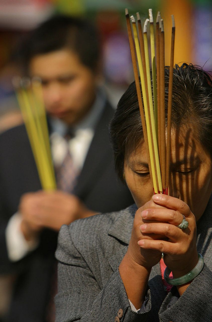 大多数人都是遇到困境的时候,就会去寺庙上香,只为求事事顺利为什么会