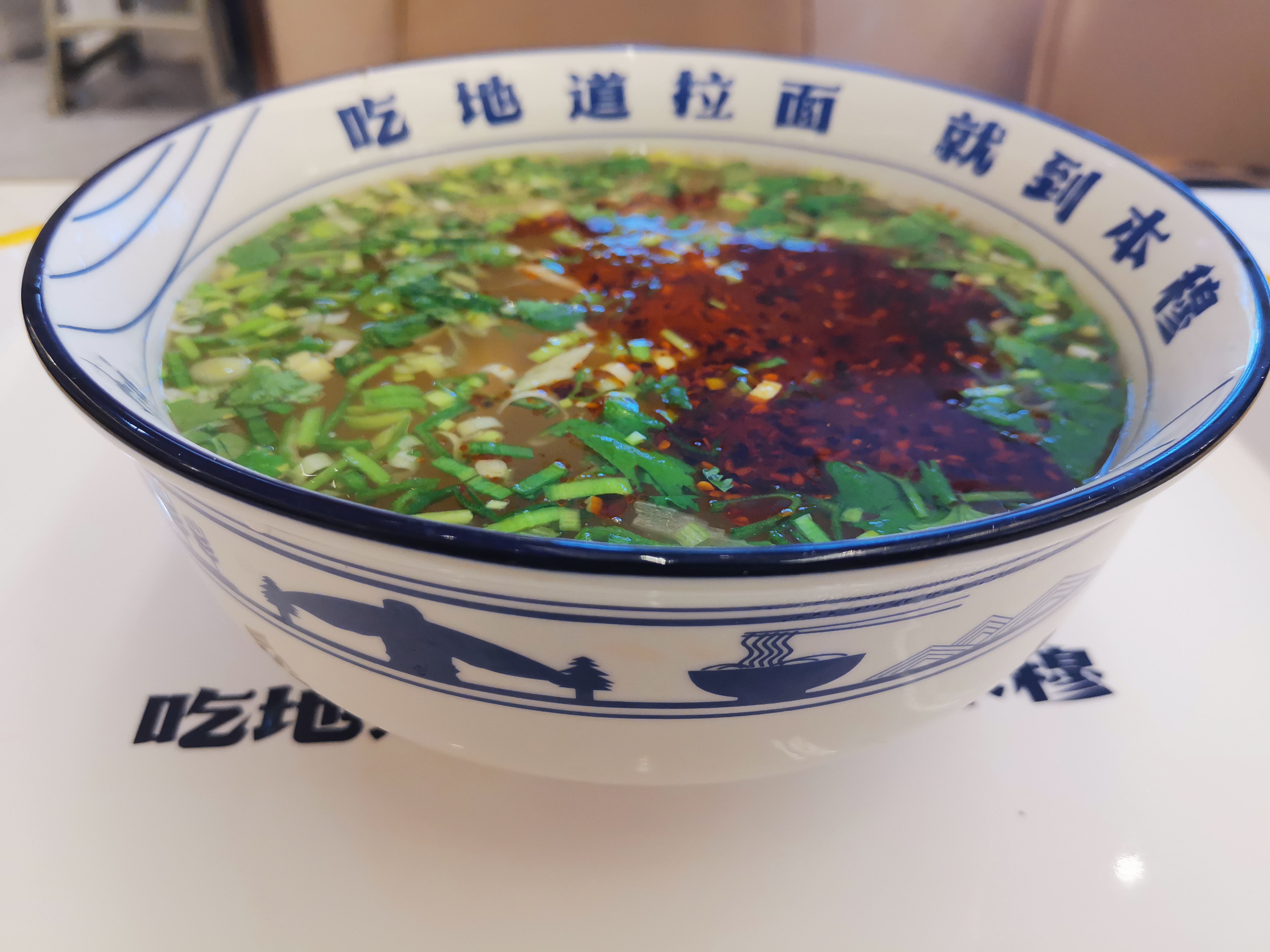 「美食探店」青海拉面取代兰州拉面,兰州只有牛肉面没拉面