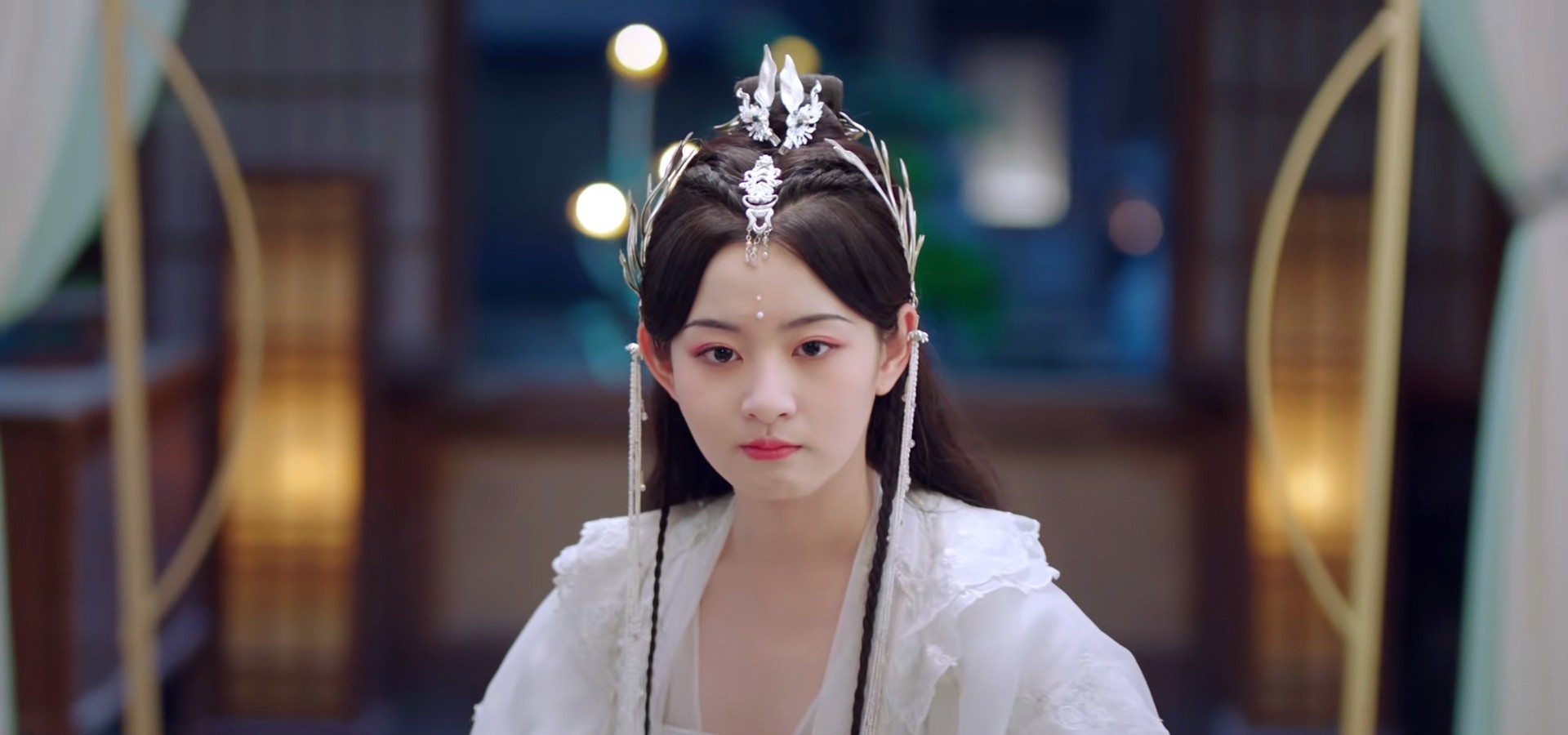 浮世三千:九尾狐与人类相恋,再次遇见她已为人妻