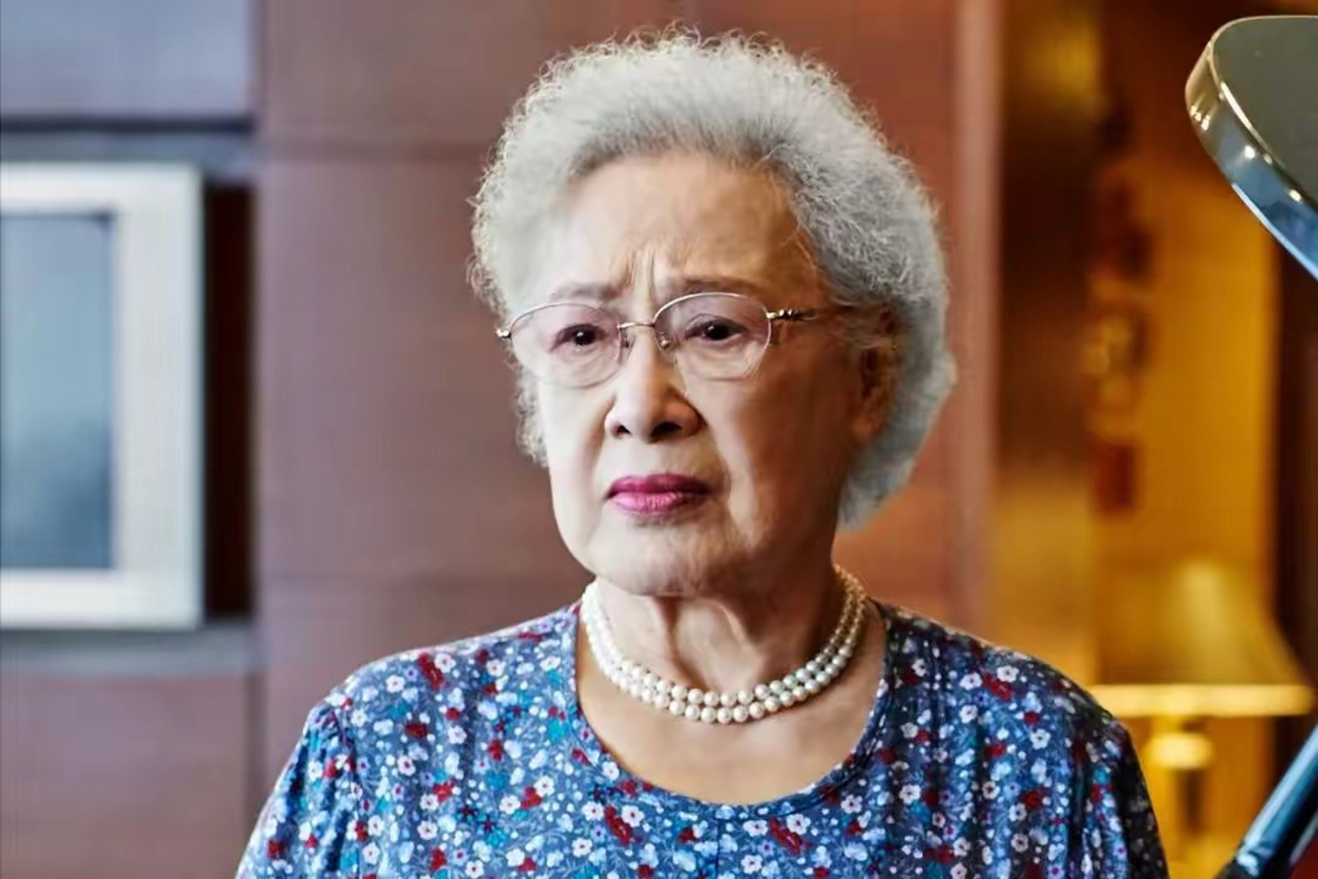99岁秦怡与81岁女儿金斐姮:前半生很少走动,后半生恢复正常#娱乐最