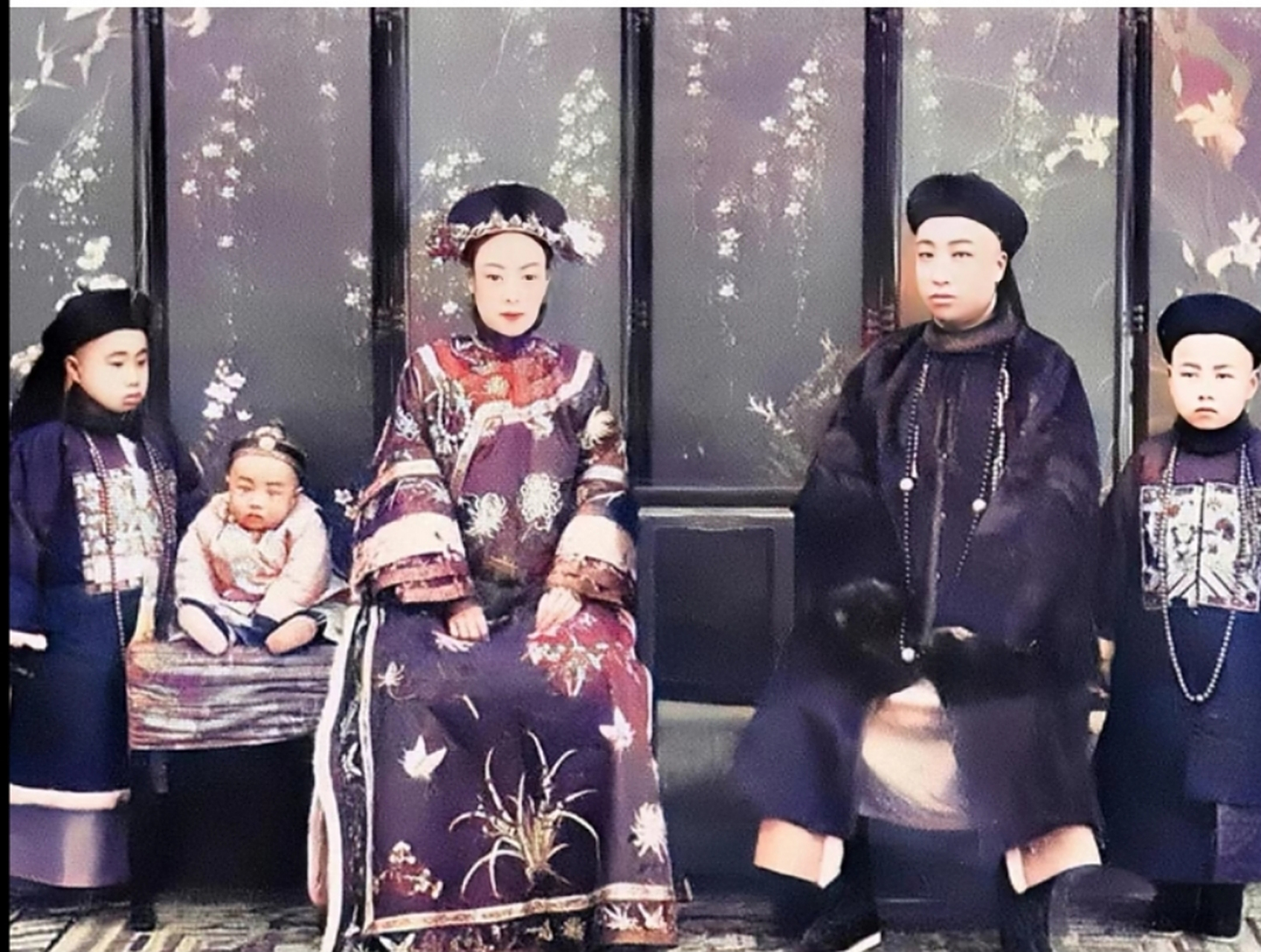 历史老照片,1904年,清朝皇室成员傅伦贝子.