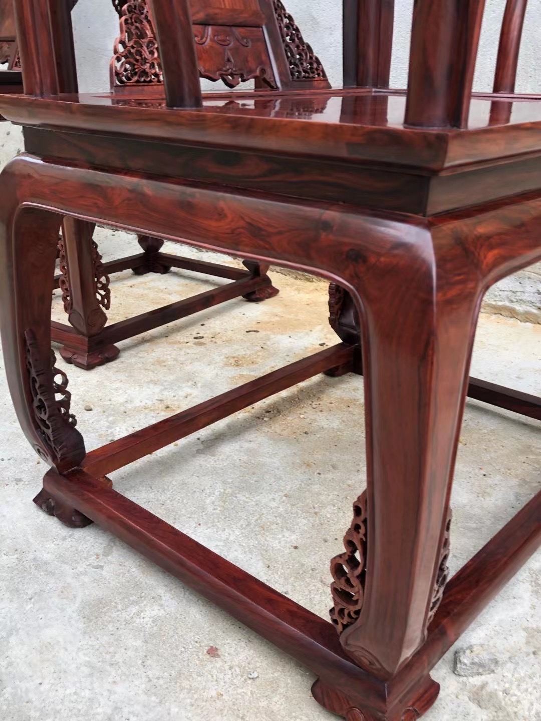 海南黄花梨紫油梨老料皇宫椅