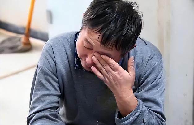 尖女复试落榜,爸爸哭着喊着"不公"