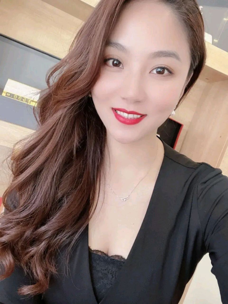 能干的女人,体现在哪些方面?