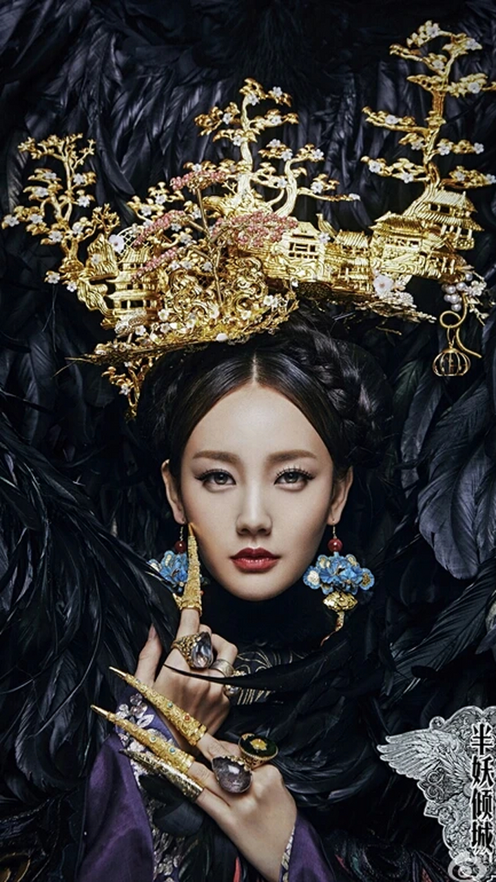 李一桐半妖倾城里的造型真的封神,我当时第一次认识她就是半妖倾城,聂