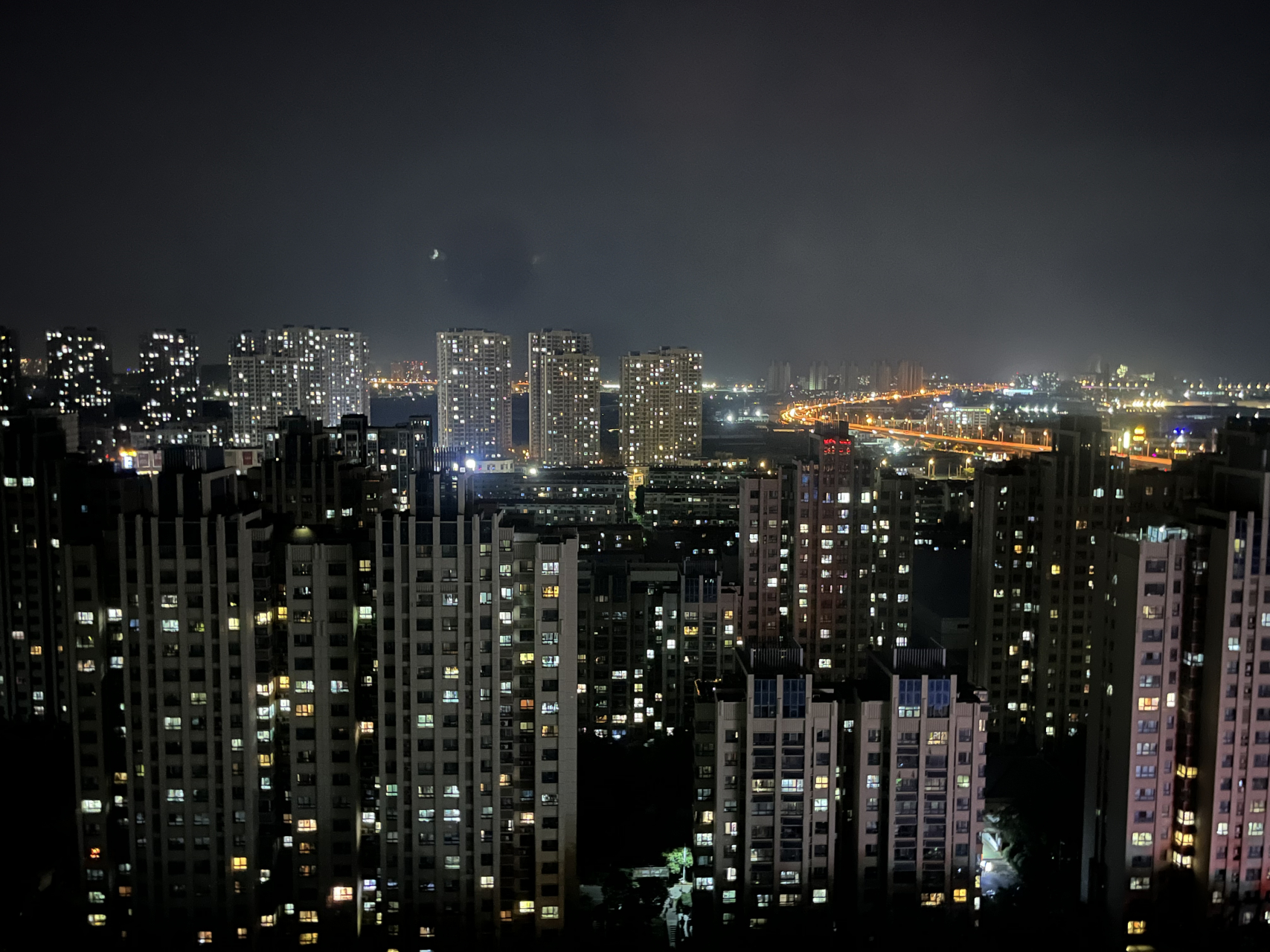 成都窗外夜景图片