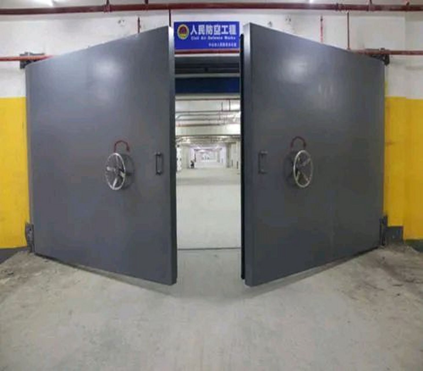 人防工程的5大特点:  1,人防车库面积占总车库面积:20%-40%;  2,人防