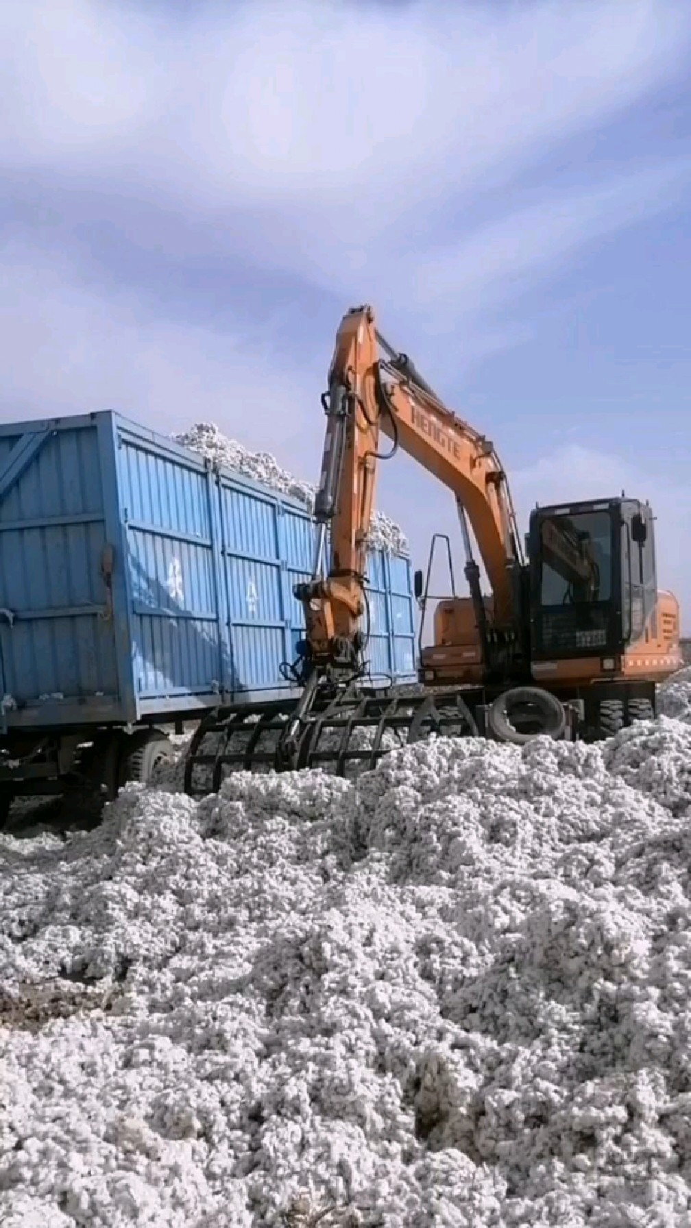 挖机棉花夹子夹棉花