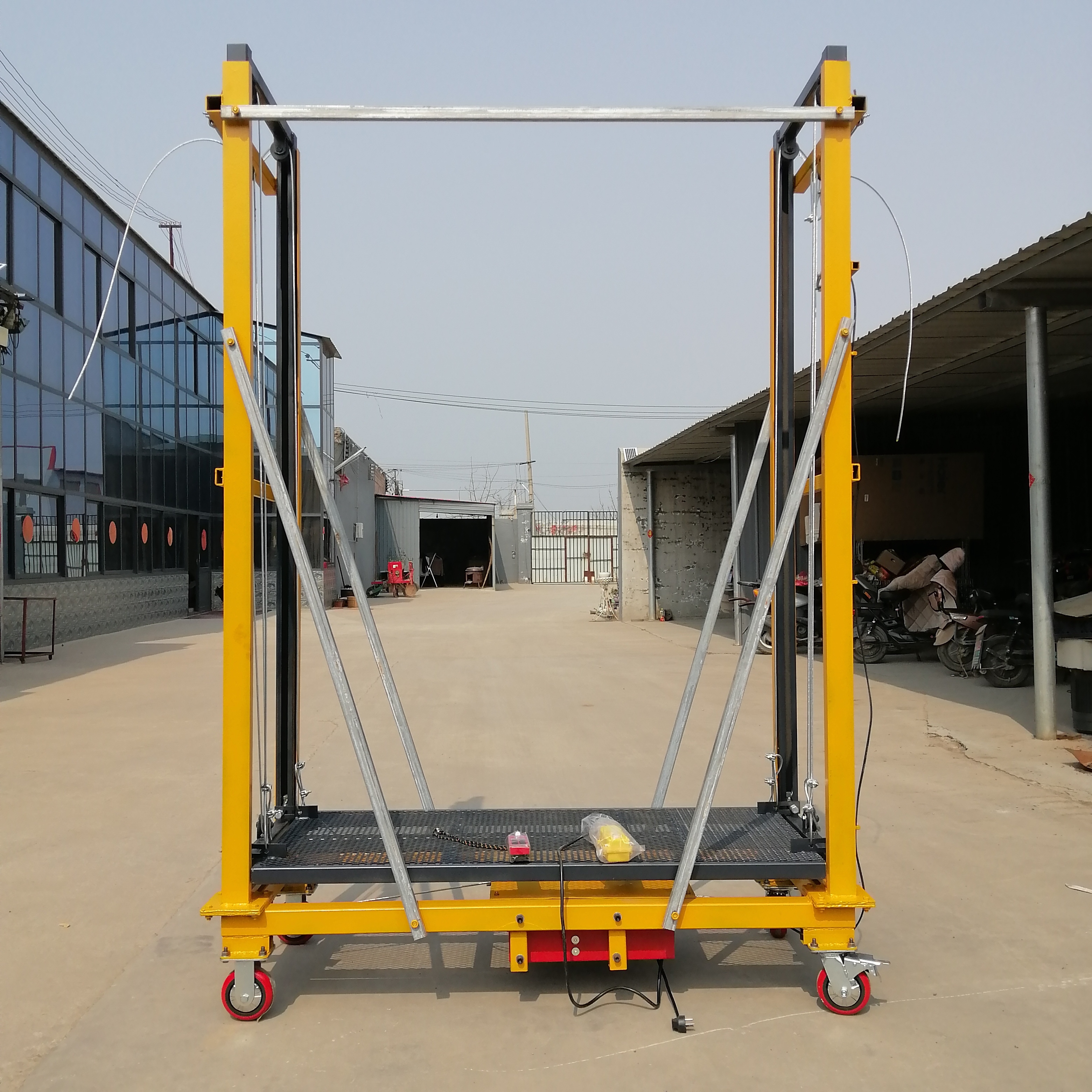 2-5米电动脚手架室内装修升降台