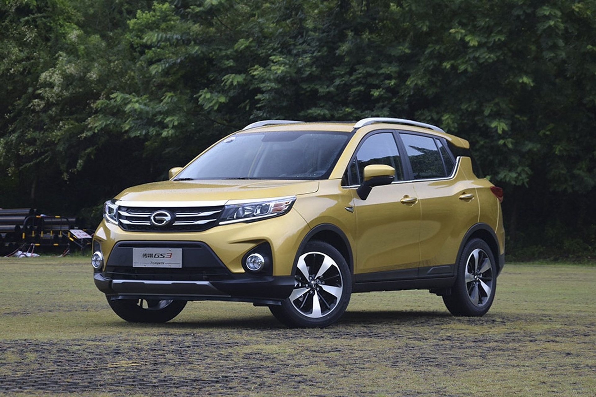 广汽传祺经典车型欣赏  广汽传祺是中国的一家汽车品牌,拥有多款热销