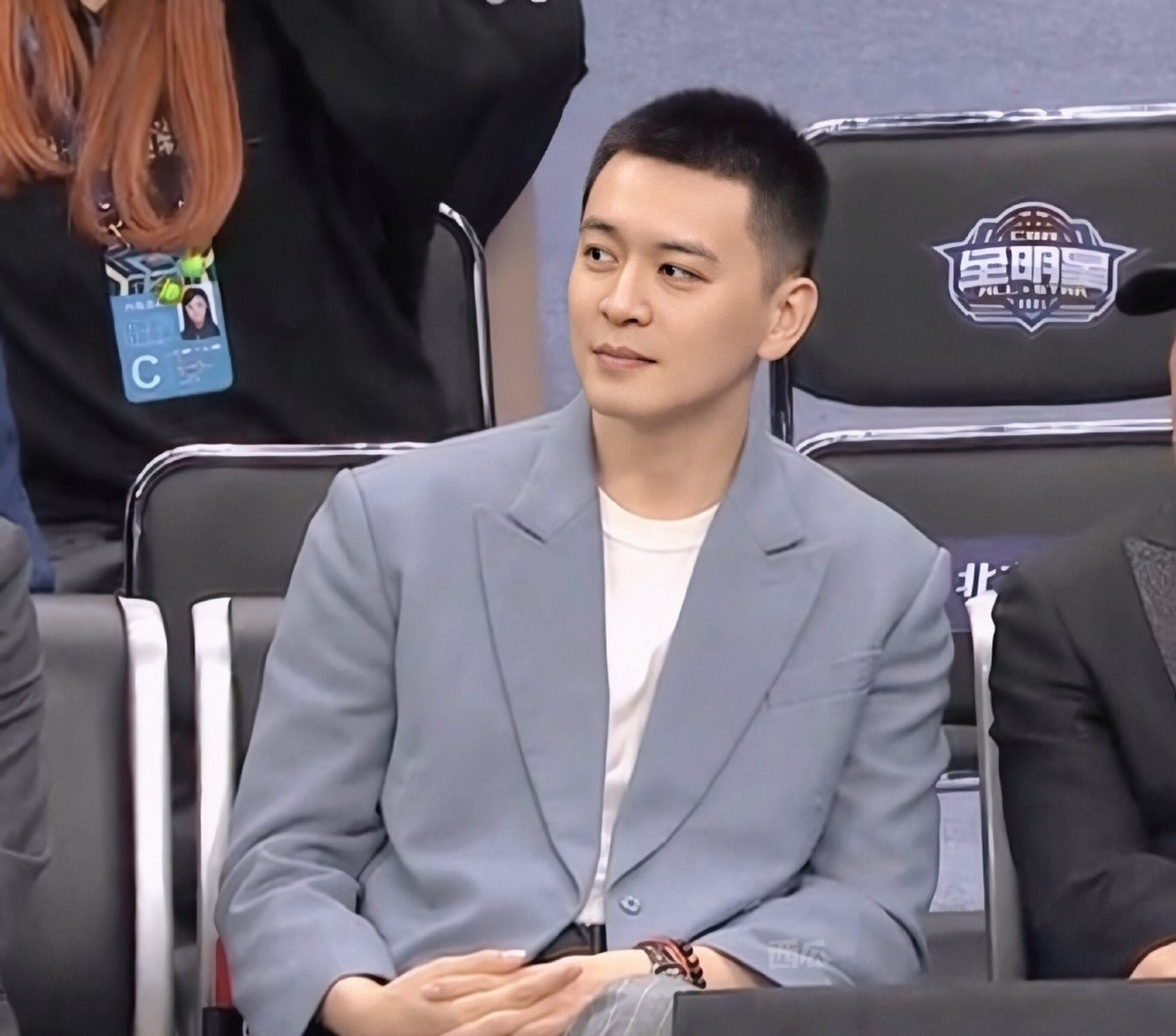 目前杨鸣的续约问题还没解决,相信也快! #辽宁男篮