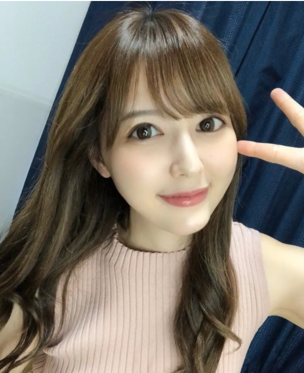 最新八卦 第18期 岬奈奈美(治愈美仙子)肤白靓丽细嫩大长腿诱人