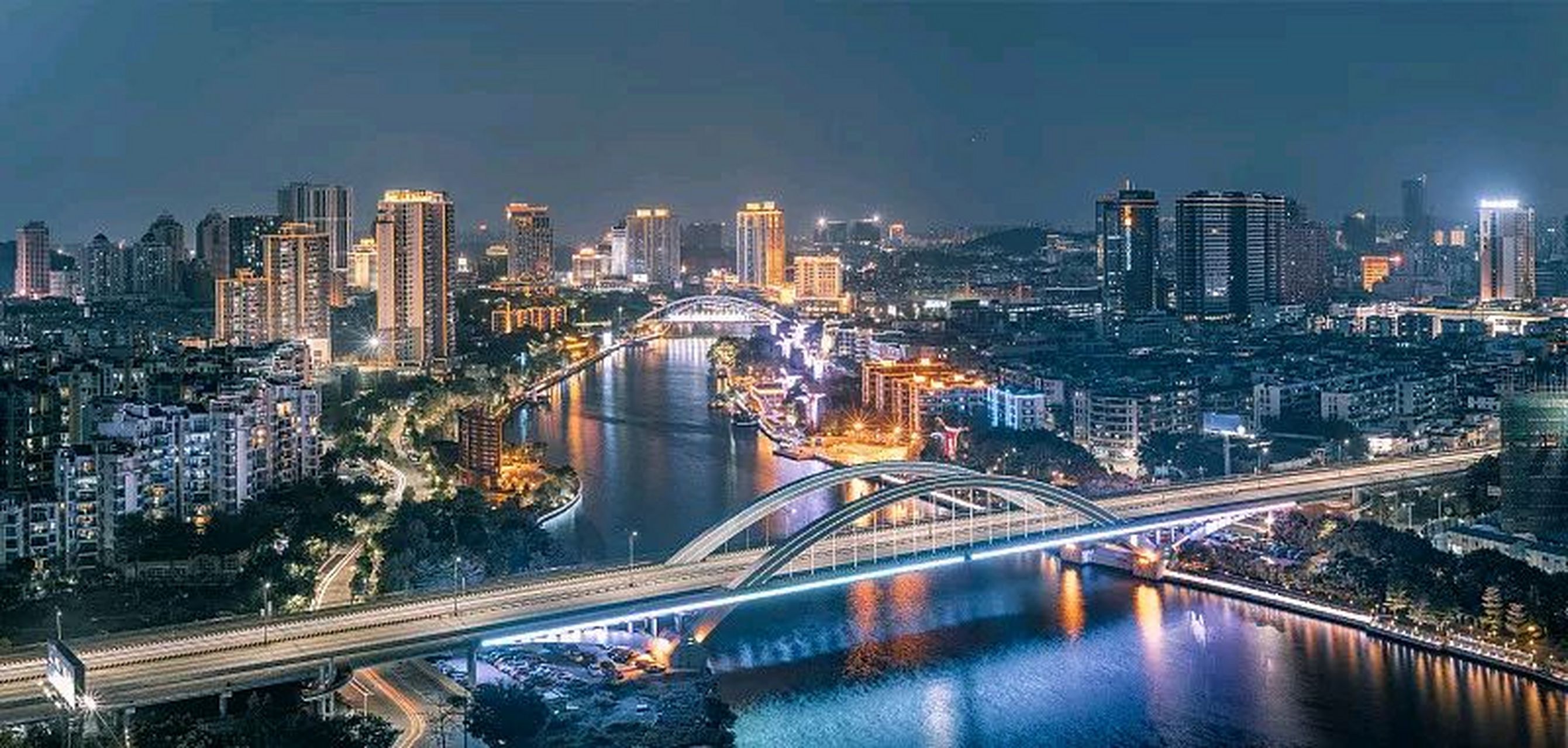 广东中山市一年的gdp不到4000亿,在广东的排名倒数.