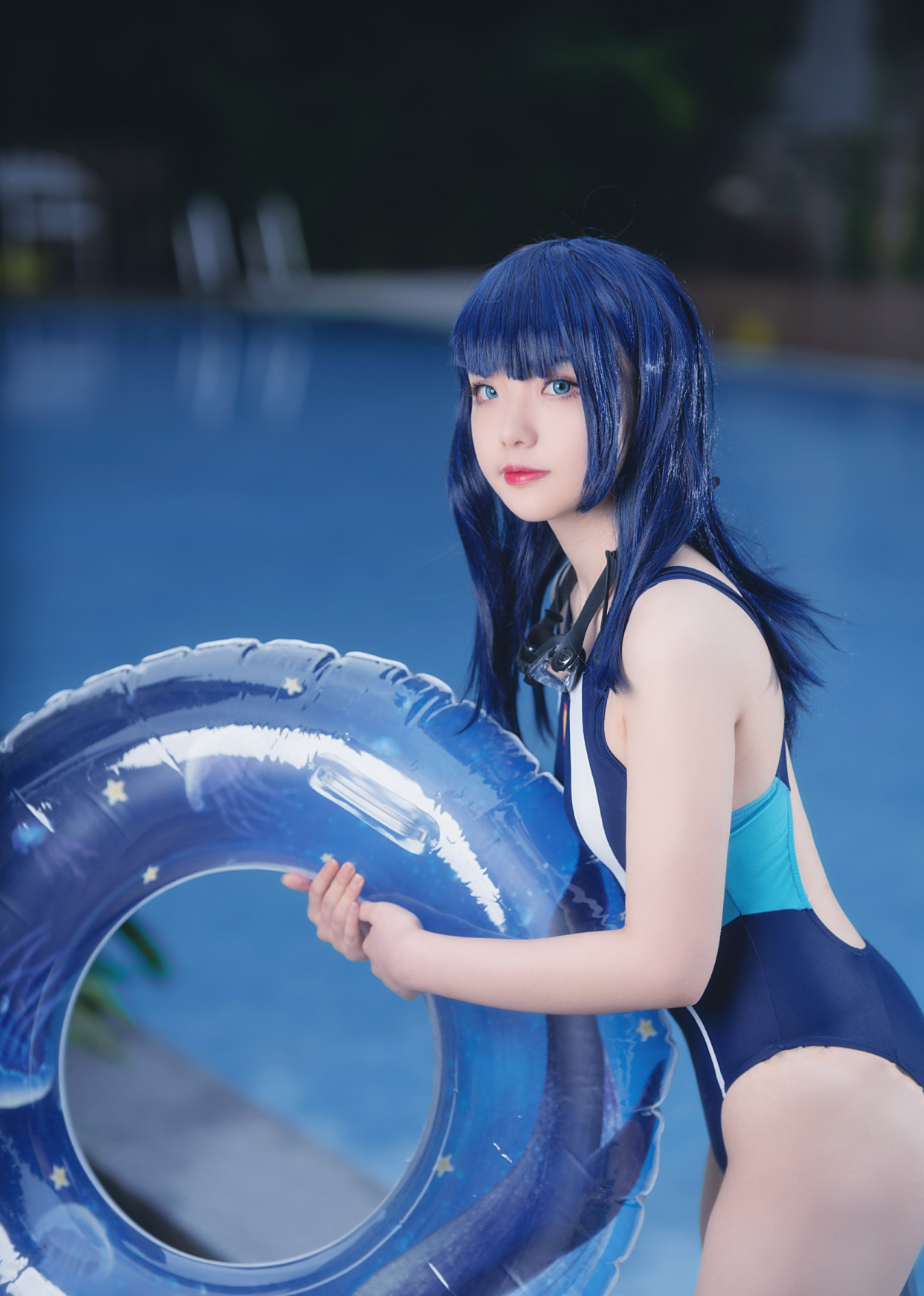 宝多六花泳装cos,虽然还原度上一般,但是人长得挺可爱的