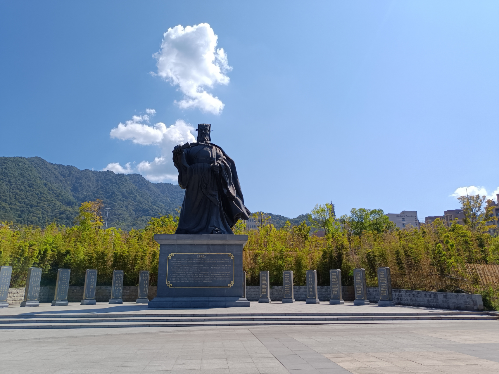 江西省赣州市崇义县秋游,崇义县博物馆实拍e