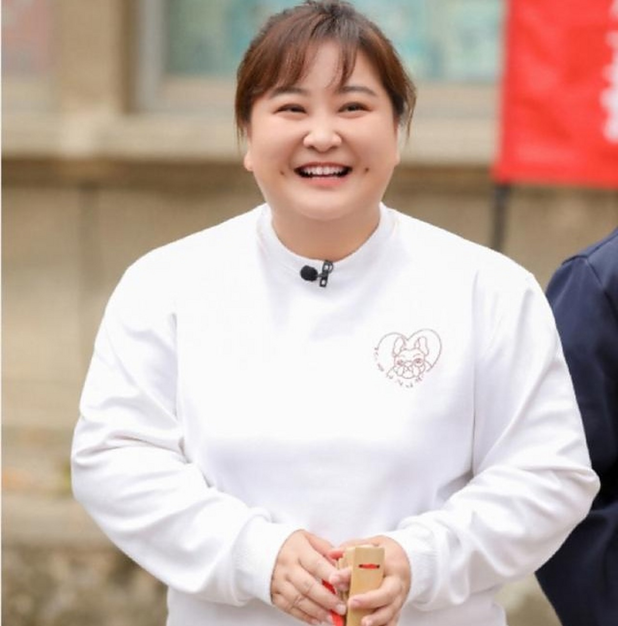 希望贾玲能瘦下来,但要健康的