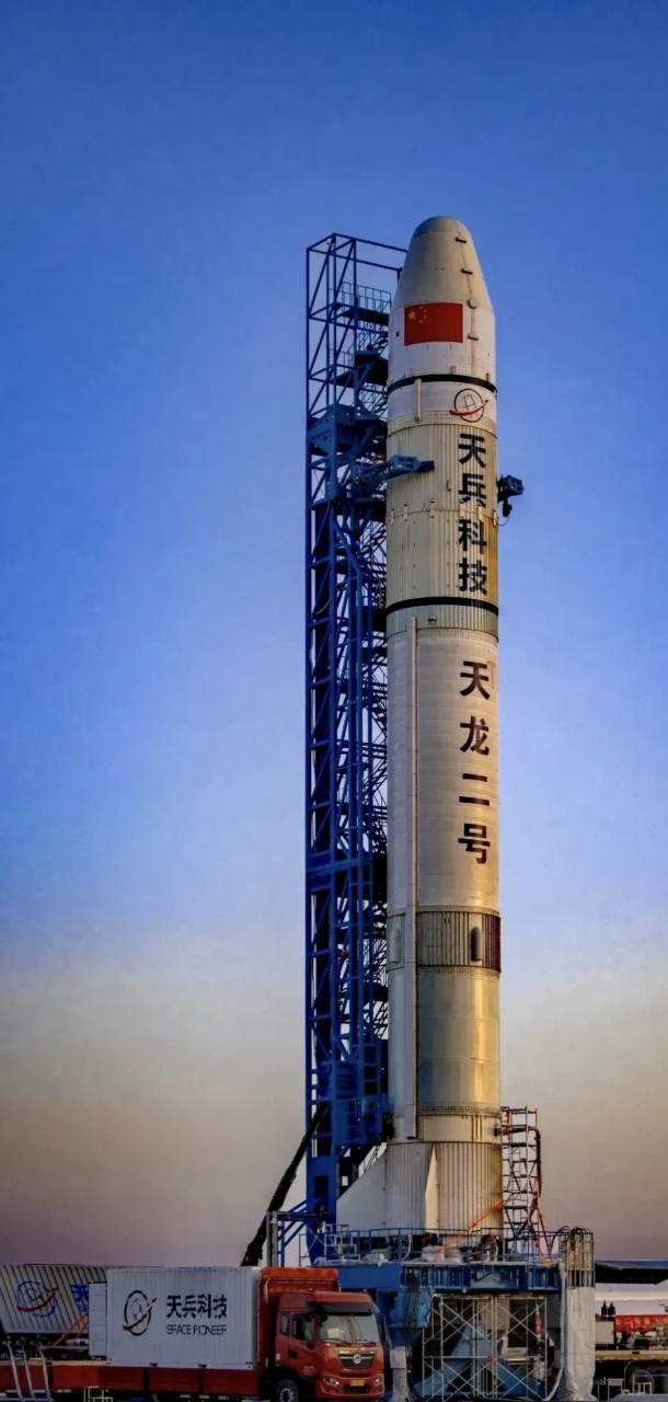 今天4月2日16时48分酒泉卫星发射中心发射升空,搭载的"爱太空科学号"