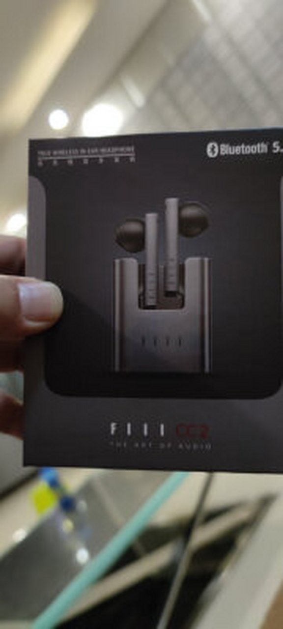 fiilcc和fiilcc2外观区别,漫步者gm5对比fiilcc2  fiilcc2也还不错的